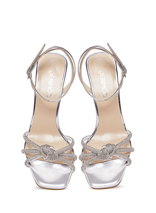 Kadın Gümüş Bilekten Tokalı Taşlı İnce Topuklu Sandalet 25SFE3901TS - Görsel 8