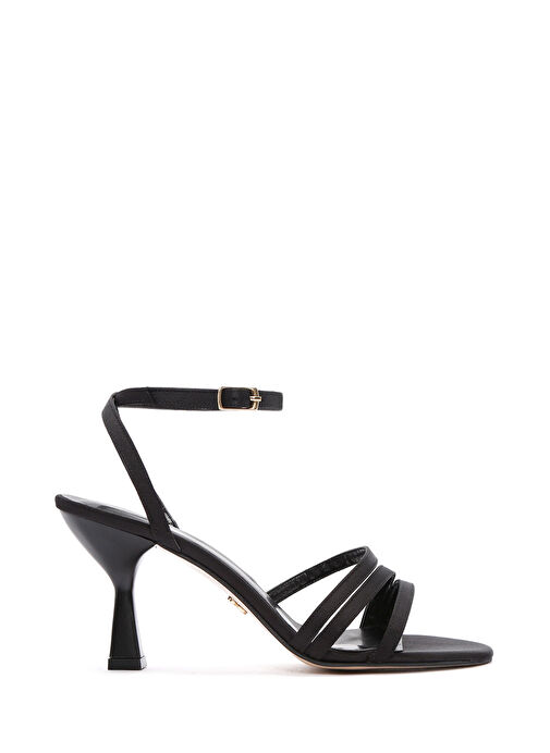 Kadın Siyah Bilekten Bantlı Topuklu Sandalet 25SFE39046F - Görsel 2