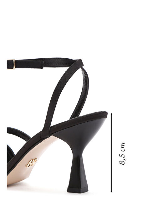 Kadın Siyah Bilekten Bantlı Topuklu Sandalet 25SFE39046F - Görsel 3