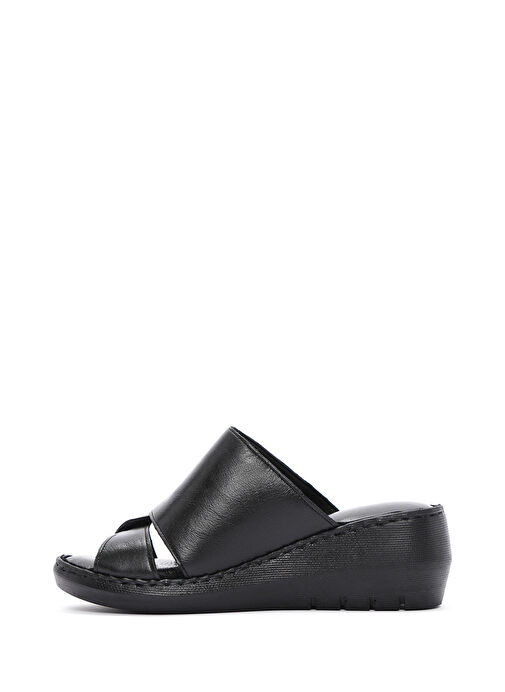 Kadın Siyah Dolgu Topuklu Deri Comfort Terlik 25SFD320218 - Görsel 3
