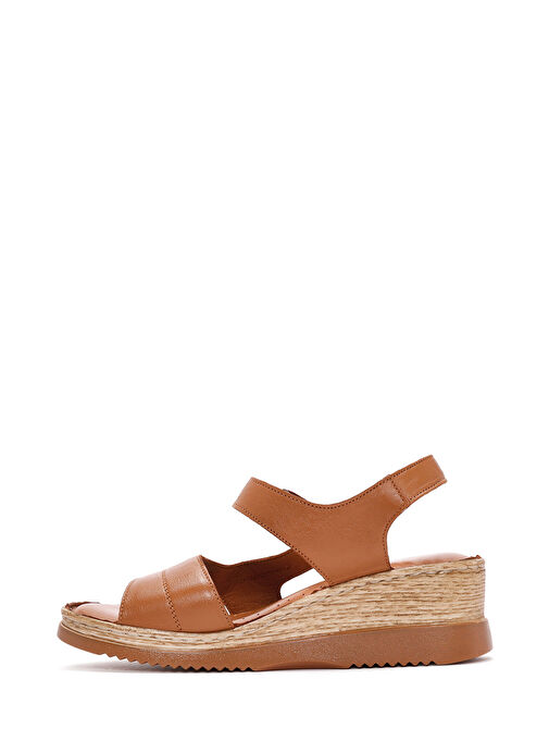 Kadın Taba Kalın Tabanlı Bilekten Bantlı Deri Comfort Sandalet 25SFD320818 - Görsel 3