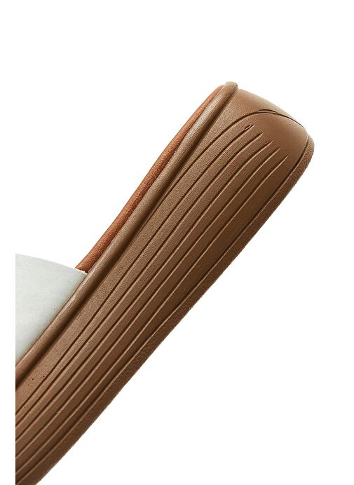 Derimod Derimod Kadın Beyaz Kalın Tabanlı Zincirli Deri Terlik 25SFD330518 Sandalet & Terlik | Boyner Beyaz - 9. görsel