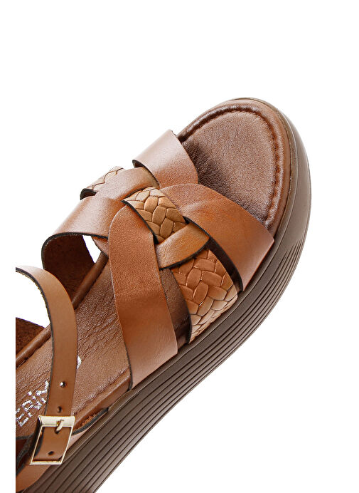 Kadın Taba Kalın Tabanlı Örgü Detaylı Deri Sandalet 25SFD331818 - Görsel 8