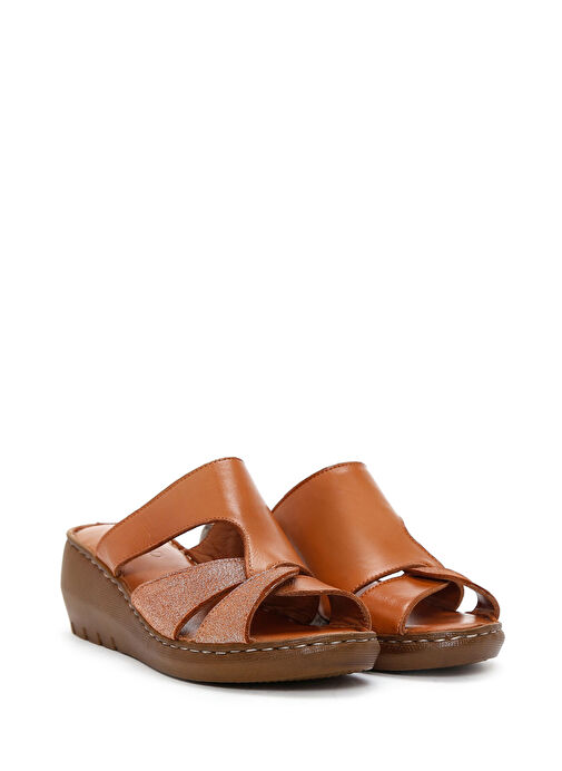 Kadın Taba Dolgu Topuklu Deri Comfort Terlik 25SFD320218 - Görsel 4