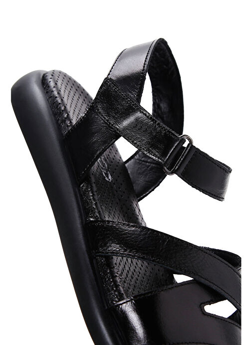 Kadın Siyah Bilekten Bantlı Deri Sandalet 25SFD360618 - Görsel 9