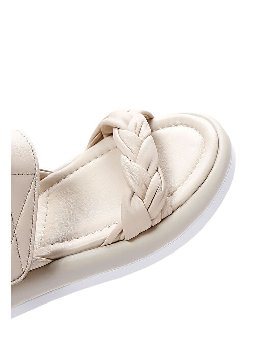 Kadın Bej Bilekten Bantlı Deri Sandalet 25SFD360718 - Görsel 9