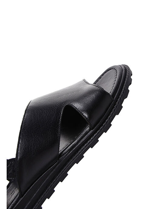 Kadın Siyah Tokalı Deri Sandalet 25SFD350018 - Görsel 9