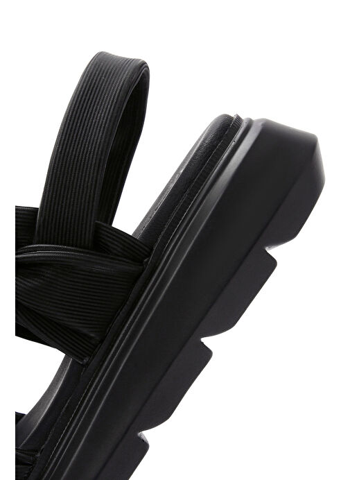 Kadın Siyah Kalın Tabanlı Sandalet 25SFE485018 - Görsel 9