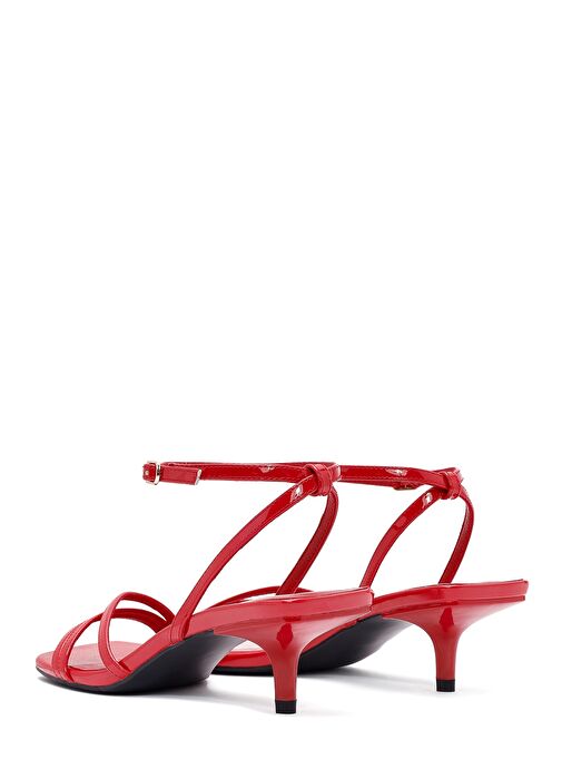 Kadın Kırmızı Bilekten Bantlı Topuklu Rugan Sandalet 25SFE485916 - Görsel 7