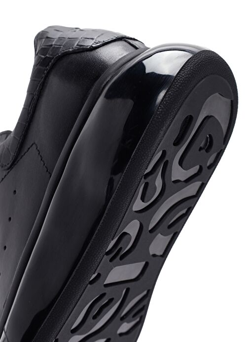 Derimod Erkek Siyah Bağcıklı Kalın Tabanlı Deri Sneaker 25SFD680018 - 9. görsel
