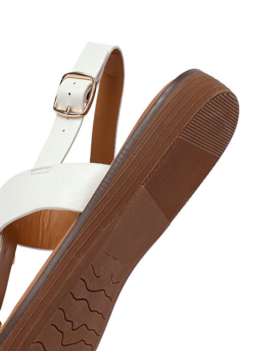 Kadın Beyaz Aksesuar Detaylı Sandalet 25SFE464518 - Görsel 9