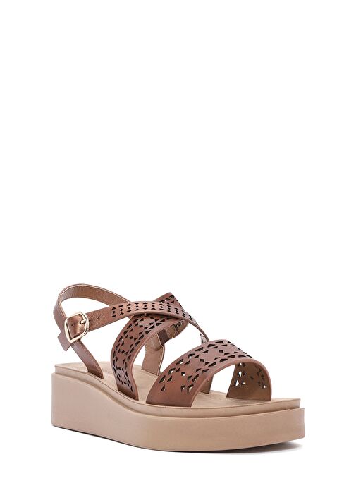 Kadın Bronz Bilekten Tokalı Kalın Tabanlı Sandalet 25SFE465818 - Görsel 7