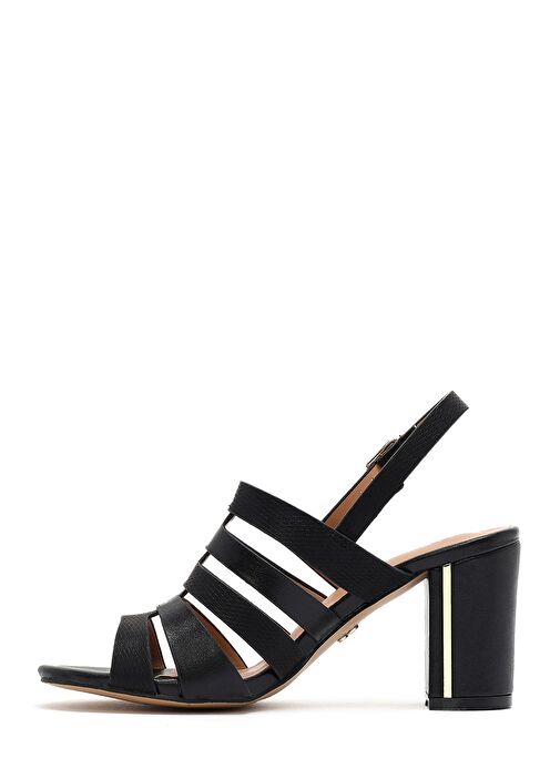 Kadın Siyah Bilekten Tokalı Kalın Topuklu Sandalet 25SFE466618 - Görsel 5