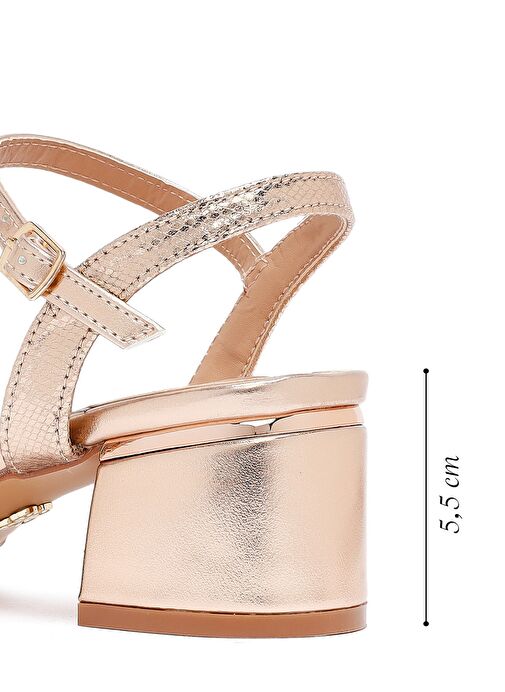 Kadın Pembe Bilekten Tokalı Metalik Kalın Topuklu Sandalet 25SFE466332 - Görsel 3