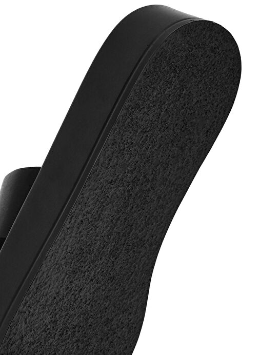 Kadın Siyah Kalın Tabanlı Terlik 25SFE480818 - Görsel 9