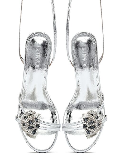 Kadın Gümüş Bilekten Tokalı Taşlı İnce Topuklu Sandalet 25SFE481932 - Görsel 9