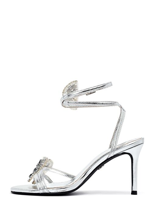 Kadın Gümüş Bilekten Tokalı Taşlı İnce Topuklu Sandalet 25SFE481932 - Görsel 5