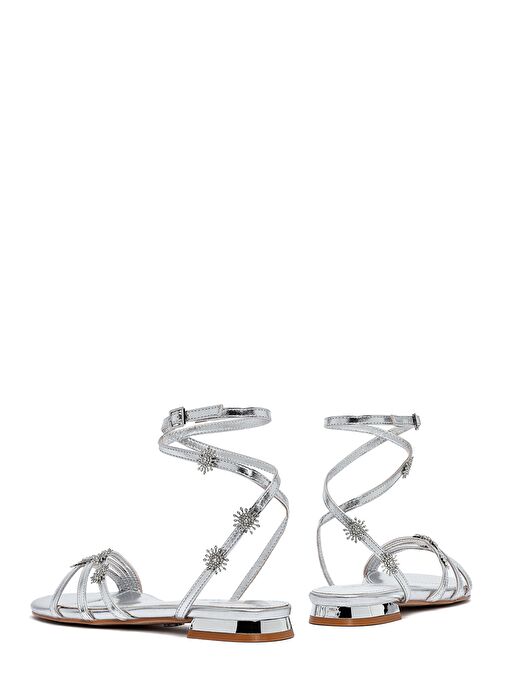 Kadın Gümüş Bilekten Tokalı Taşlı Sandalet 25SFE481132 - Görsel 6