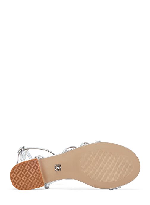 Kadın Gümüş Bilekten Tokalı Taşlı Sandalet 25SFE481132 - Görsel 5