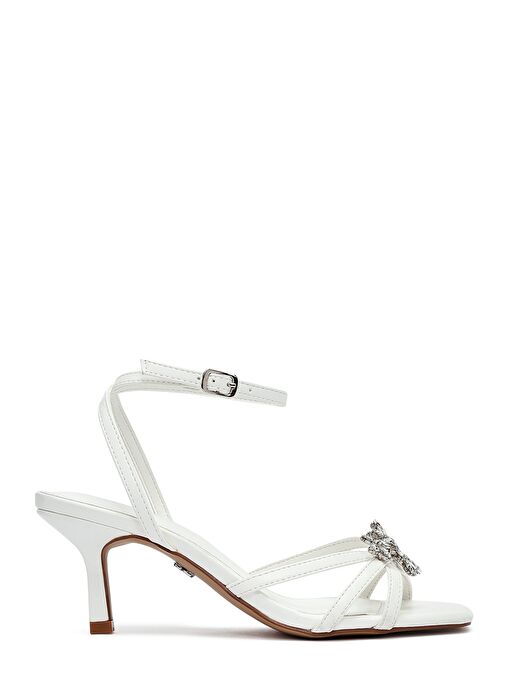 Kadın Beyaz Bilekten Tokalı Taşlı İnce Kısa Topuklu Sandalet 25SFE481818 - Görsel 2