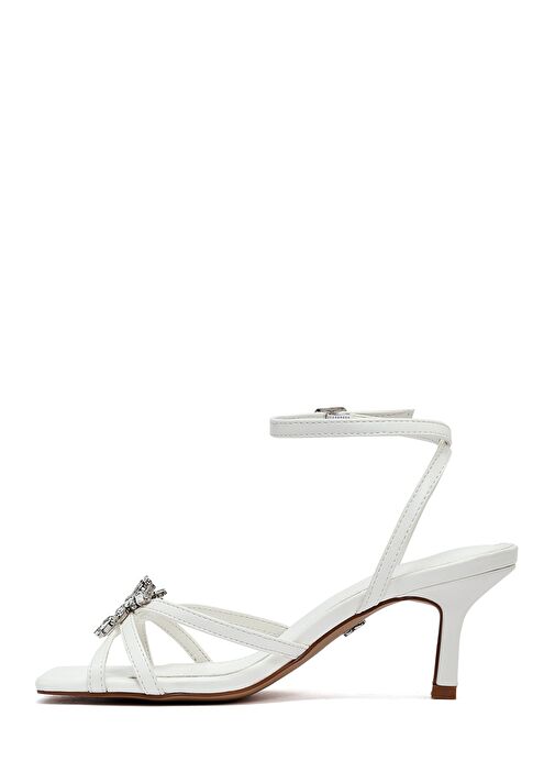 Kadın Beyaz Bilekten Tokalı Taşlı İnce Kısa Topuklu Sandalet 25SFE481818 - Görsel 5