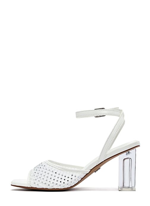 Kadın Beyaz Bilekten Tokalı Taşlı Şeffaf Kalın Topuklu Sandalet 25SFE481714 - Görsel 5