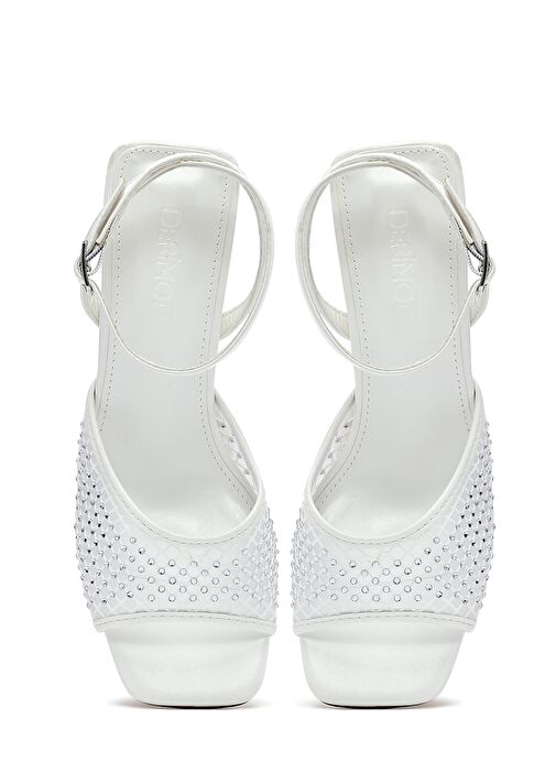 Kadın Beyaz Bilekten Tokalı Taşlı Şeffaf Kalın Topuklu Sandalet 25SFE481714 - Görsel 9
