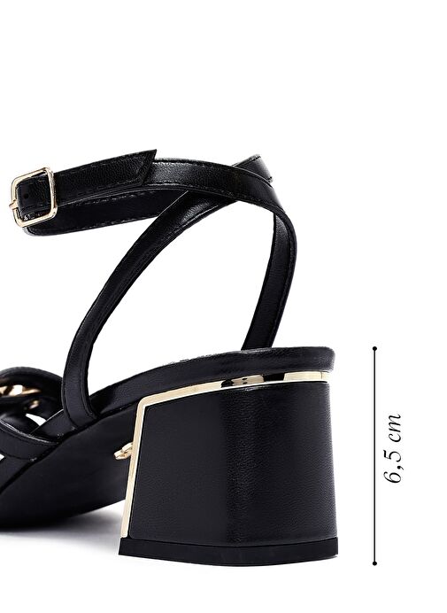 Kadın Siyah Bilekten Tokalı Kısa Kalın Topuklu Sandalet 25SFE481418 - Görsel 3