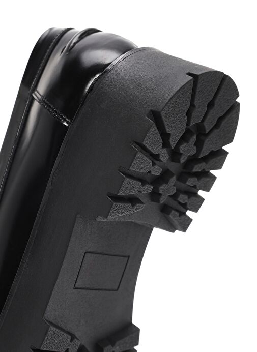 Kadın Siyah Toka Detaylı Kalın Tabanlı Deri Maskülen Loafer 25SFD180222 - Görsel 9