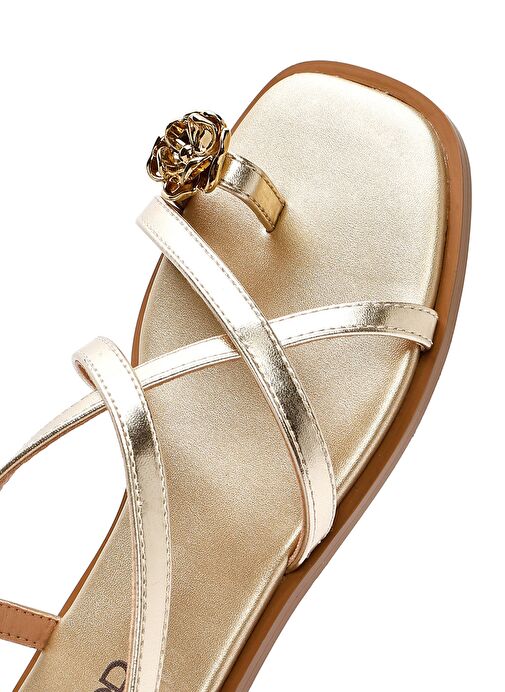 Kadın Altın Parmak Arası Metalik Sandalet 25SFD442232 - Görsel 9