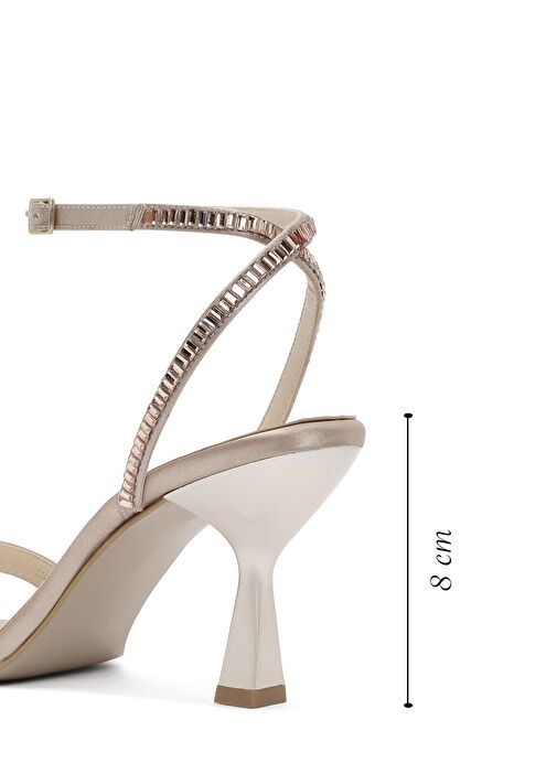 Kadın Bej Bilekten Tokalı Taşlı İnce Topuklu Sandalet 25SFE3911TS - Görsel 3