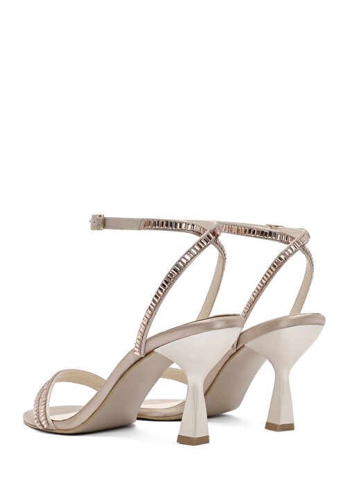 Kadın Bej Bilekten Tokalı Taşlı İnce Topuklu Sandalet 25SFE3911TS - Görsel 7