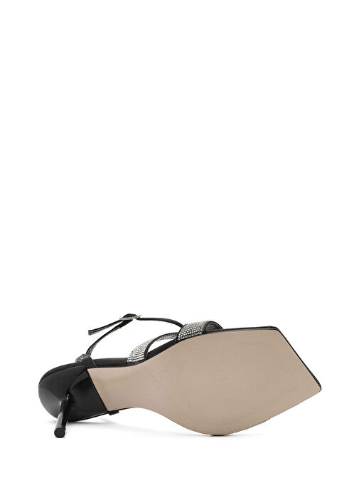 Kadın Siyah Bilekten Tokalı Taşlı Yüksek İnce Topuklu Sandalet 25SFE3916TS - Görsel 6