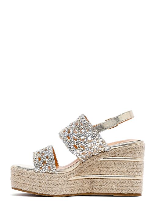 Derimod Derimod Kadın Altın Örgü Bilekten Tokalı Dolgu Topuklu Espadril Sandalet 25SFE451729 Sandalet & Terlik | Boyner Altın - 5. görsel