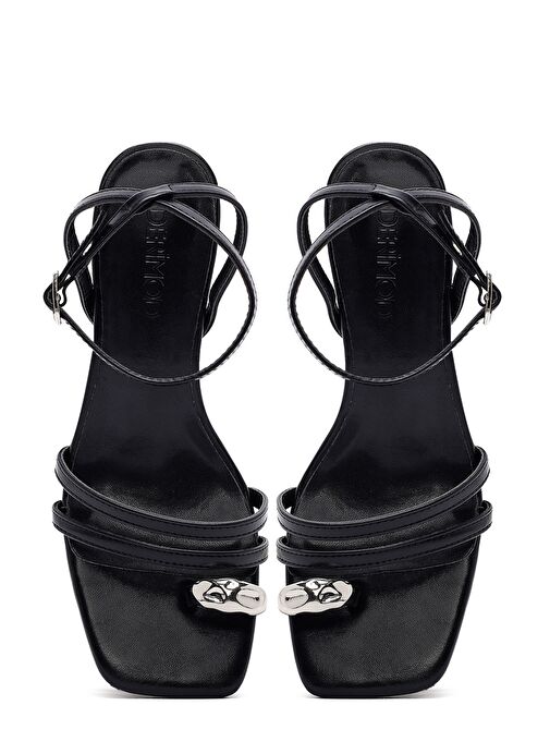 Kadın Siyah Bilekten Tokalı Kısa İnce Topuklu Sandalet 25SFE451518 - Görsel 9