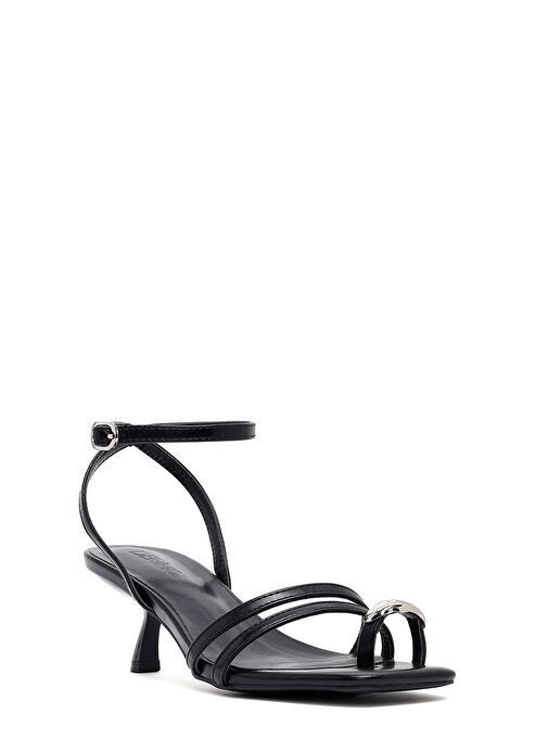 Kadın Siyah Bilekten Tokalı Kısa İnce Topuklu Sandalet 25SFE451518 - Görsel 8