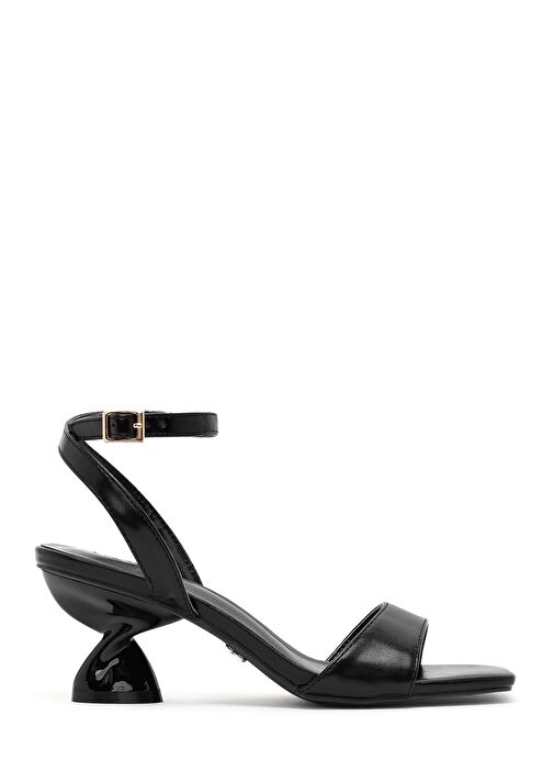 Kadın Siyah Bilekten Tokalı Kalın Topuklu Sandalet 25SFE451618 - Görsel 2