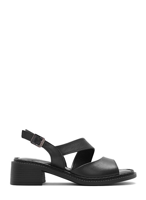 Kadın Siyah Bilekten Tokalı Kısa Topuklu Deri Sandalet 25SFD341118 - Görsel 2
