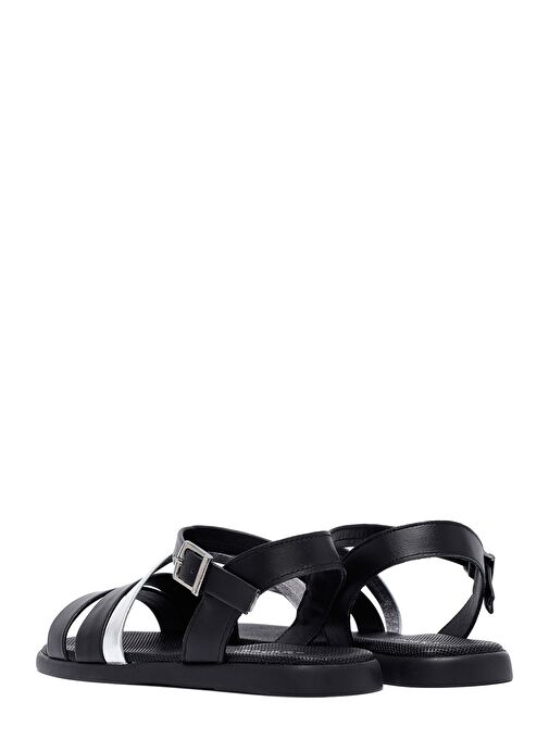 Kadın Siyah Bilekten Tokalı Deri Sandalet 25SFD351018 - Görsel 6