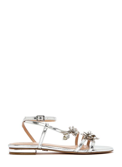Kadın Gümüş Bilekten Tokalı Taşlı Metalik Sandalet 25SFD442132 - Görsel 2