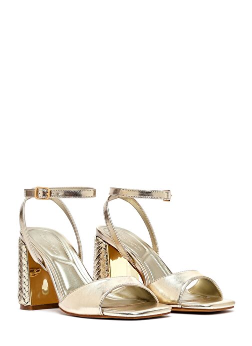 Kadın Altın Bilekten Tokalı Yüksek Kalın Topuklu Metalik Sandalet 25SFE493332 - Görsel 4
