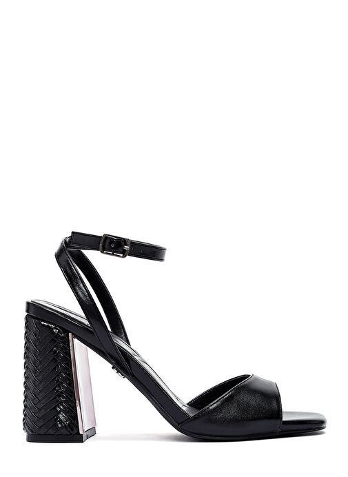 Kadın Siyah Bilekten Tokalı Yüksek Kalın Topuklu Sandalet 25SFE493318 - Görsel 2