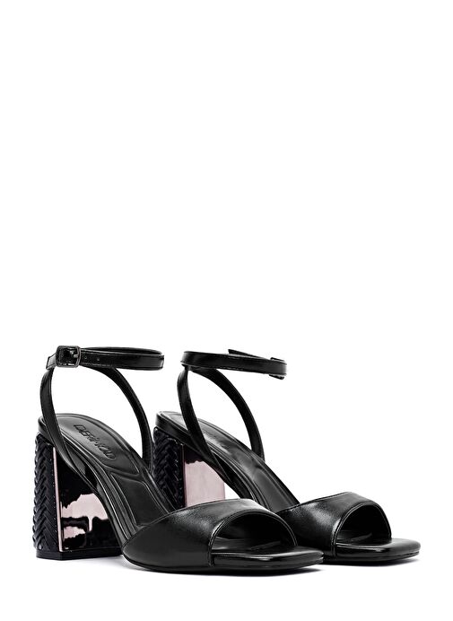 Kadın Siyah Bilekten Tokalı Yüksek Kalın Topuklu Sandalet 25SFE493318 - Görsel 4