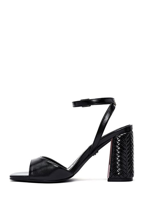 Kadın Siyah Bilekten Tokalı Yüksek Kalın Topuklu Sandalet 25SFE493318 - Görsel 5