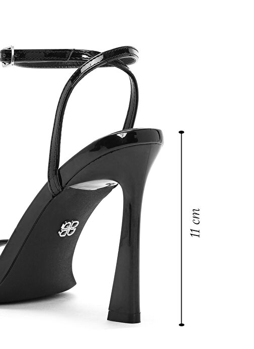 Kadın Siyah Bilekten Bağlamalı Yüksek İnce Topuklu Sandalet 25SFE493716 - Görsel 3