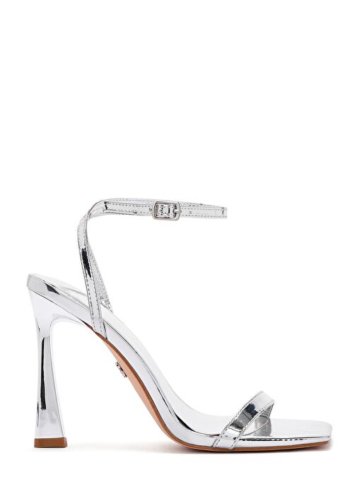 Kadın Gümüş Bilekten Bağlamalı Yüksek İnce Topuklu Metalik Sandalet 25SFE493732 - Görsel 2