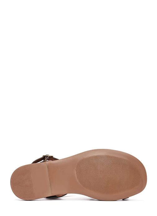 Kadın Kahverengi Bilekten Bağlamalı Parmak Arası Deri Bodrum Sandalet 25SFD332818 - Görsel 5