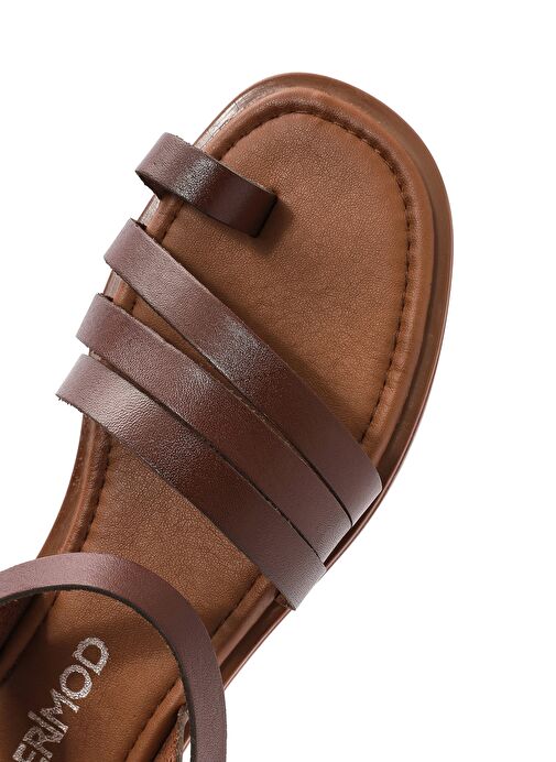 Kadın Kahverengi Bilekten Bağlamalı Parmak Arası Deri Bodrum Sandalet 25SFD332818 - Görsel 9
