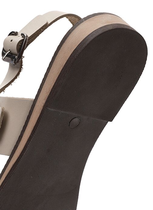 Derimod Derimod Kadın Krem Tokalı Deri Bodrum Sandalet 25SFD333418 Sandalet & Terlik | Boyner Krem - 9. görsel