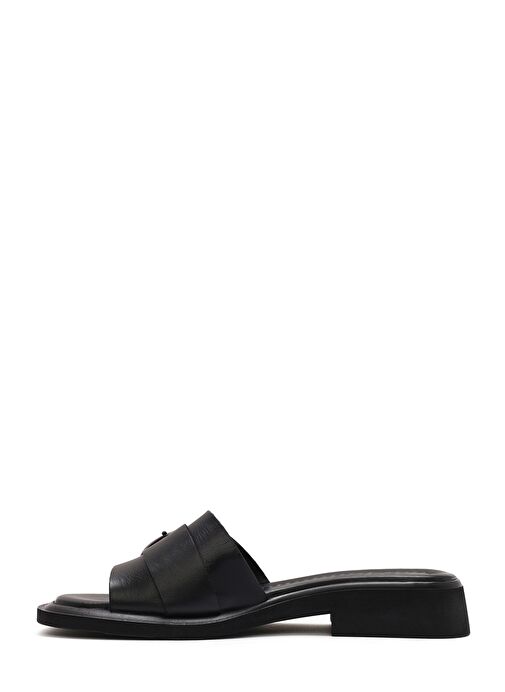 Kadın Siyah Tokalı Deri Terlik 25SFD361418 - Görsel 3